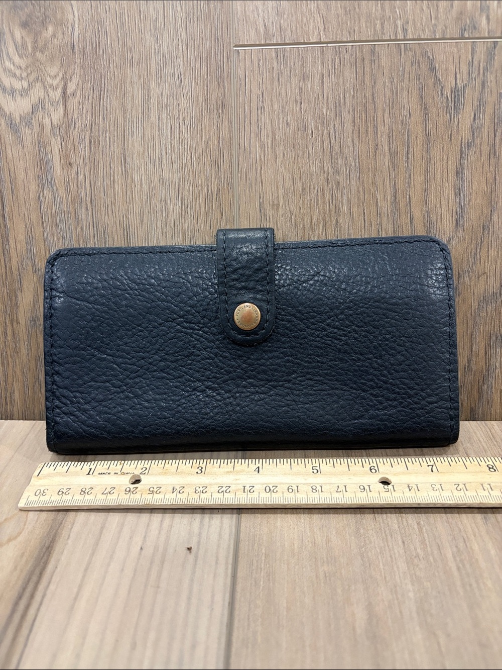 Portland Pebbled Black Leather Goods Bifold Wallet Large